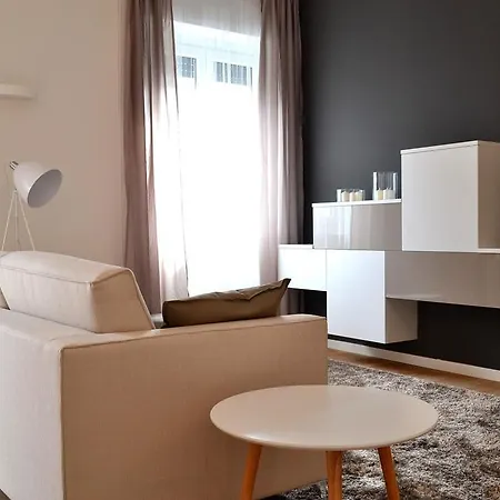 Apartment Curtatone 25 New Milan