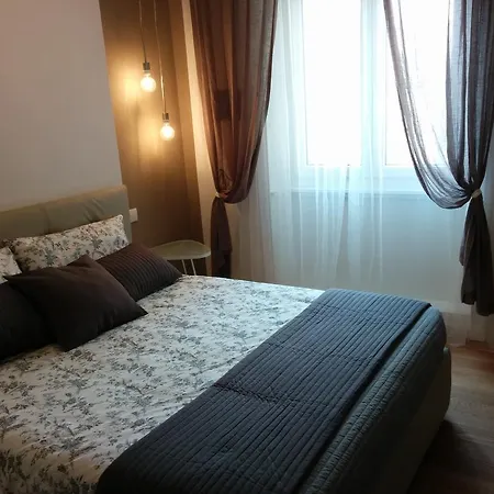 Apartment Curtatone 25 New