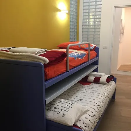 Curtatone 25 New מילאנו